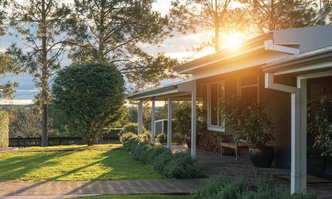 Lovedale Bed & Breakfast | Bed and breakfast ∙ 4 bedrooms ∙ 10 guests