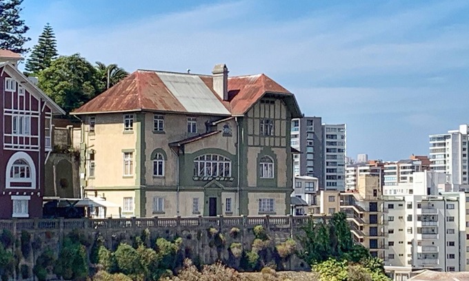 Vina del Mar House | Bed and Breakfast in a Old family house from 1918