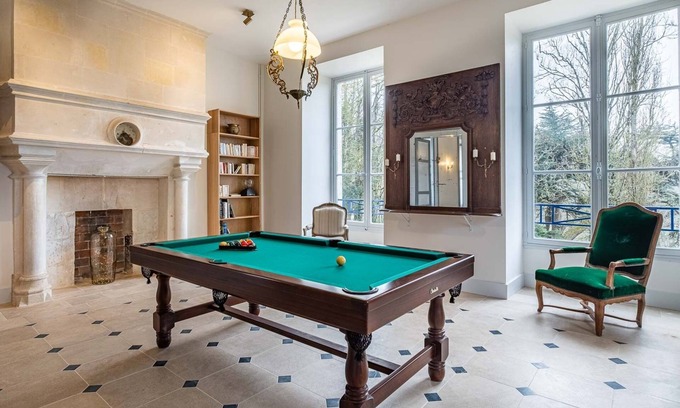 Charnizay Bed & Breakfast | Bed and breakfast in a château near La Roche Posay