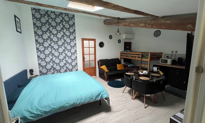 Pierrevert Bed & Breakfast | Bed and breakfast in the countryside