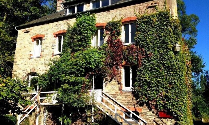 Le Vey House | Bed and Breakfast Moulin du Vey (CH10)