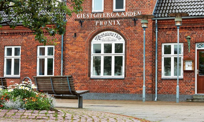 Holstebro Bed & Breakfast | Bed and Breakfast Phønix