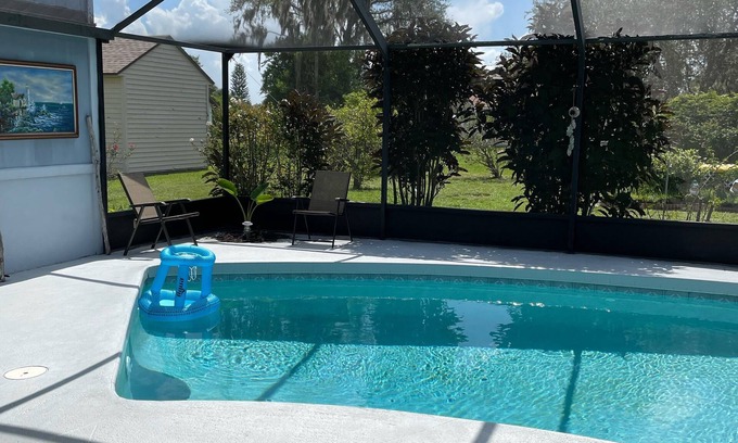 Sun 'N Lake Bed & Breakfast | Bed and Breakfast