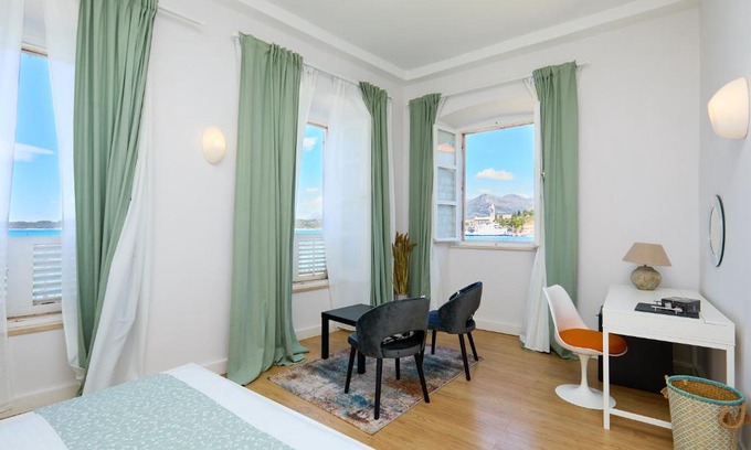 Lopud Island Bed & Breakfast | Bed & Breakfast- La Villa Lopud