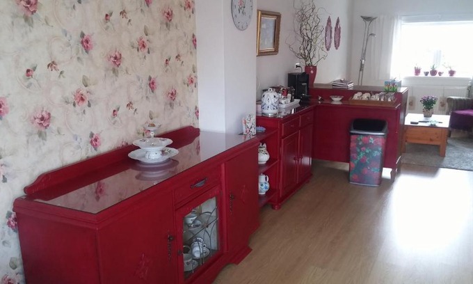 Hof van Delft Bed & Breakfast | Bed en Broodje Bloem