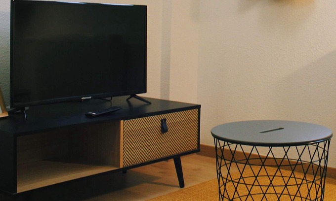 Vieux-Charmont Apartment | ★ Bed & Work ★ Free Wifi ★ Near Stellantis / Faurecia / GE