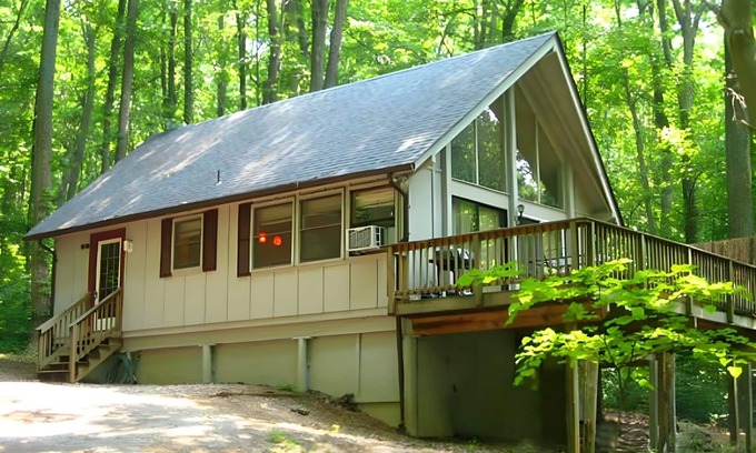 Front Royal Cabin | Bedrooms 2, Bathrooms 1, Sleeps 4