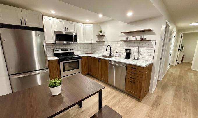 Saskatoon House | "Bee Kind" New 2Bd Private Suite