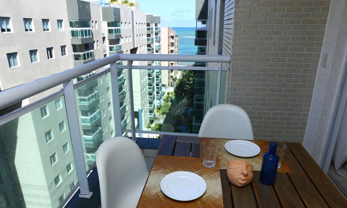Jatiuca Apartment | Beira Mar fast WIFI with AIR and perfect KITCHEN HOME OFFICE
