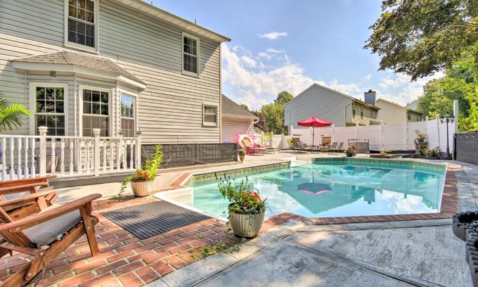 Bel Air South Apartment | Bel Air Apartment with Pool about 2 Mi to Main St