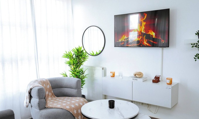 Plateau — Pyramide Apartment | Bel appart proche Orly avec parking privé gratuit