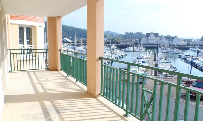 Port Guillaume Apartment | Bel appartement 3 pièces avec balcon, admis animaux, parking, Port Guillaume - FR-1-487-283