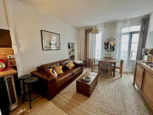Luc-sur-Mer Apartment | Bel Horizon, charmant appt avec balcon vue mer