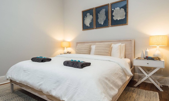 Glenelg South Apartment | Belle Escapes - Noosa on Moseley