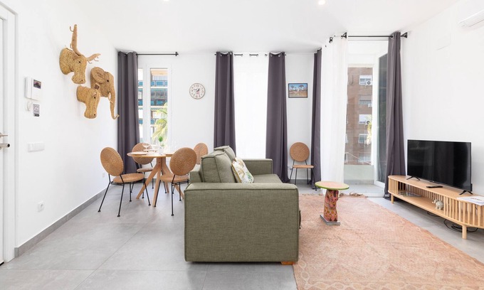 Extramurs Apartment | Belmar Apartments 3. WiFi + A/C + 5 Pax