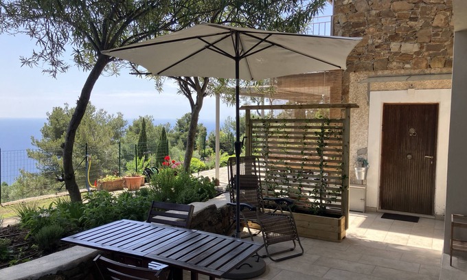 Cipressa Cabin | BELVEDERE, small villa with a view - Dependance (CITRA 008021-LT-0024)