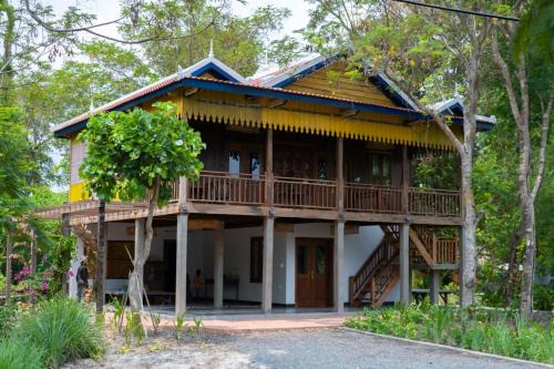 Svay Leu Hotel | Beng Mealea Lodge