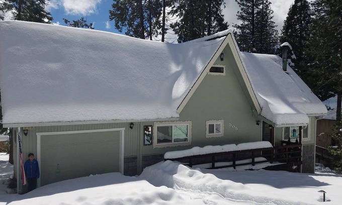 Arnold Cabin | Beo's Place a Bear Valley/Arnold/Wineries/Modern Mountain Get Away