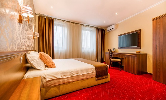 Bucharest City-Centre Hotel | Best accomodation at 800m to Bucharest Old Town