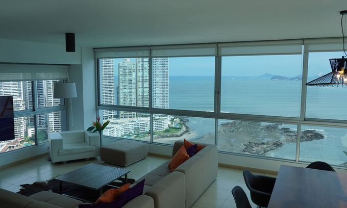 Punta Paitilla Apartment | Best Apartment, Ocean Front, High floor, Best PTY Location