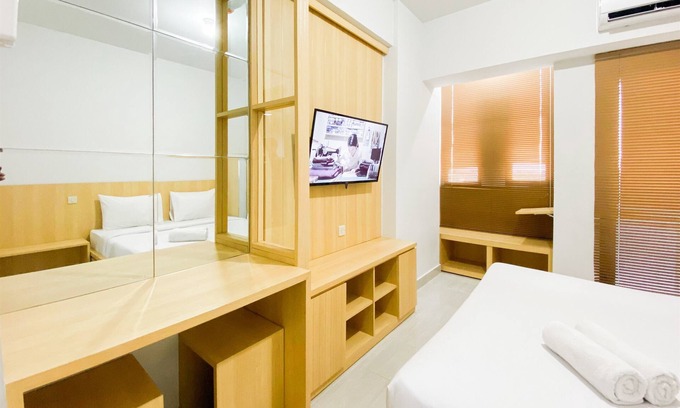 Jatingaleh Apartment | Best Deal And Homey 1Br Without Living Room At The Alton Apartment