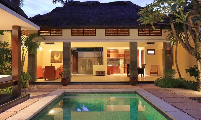 Mangsit Villa | Best location, 1 BR Private Pool Villa