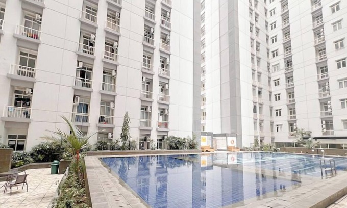 Surabaya Apartment | Best Location and Comfortable 2BR at Bale Hinggil Apartment