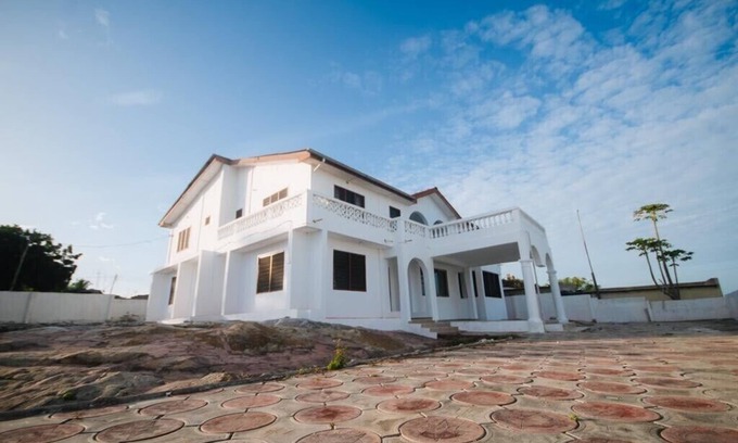 Winneba House | Best Location for Your Vacation