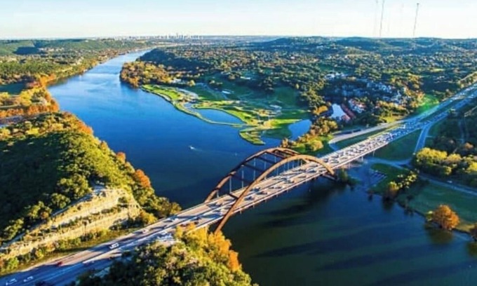 Shepherd Mountain Apartment | Best location in Austin! ! 1 min. Away from Pennybacker Bridge .