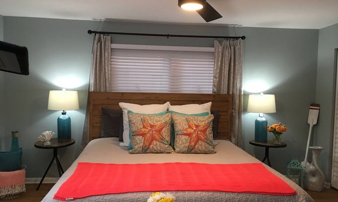 St. Pete Beach Condo | Best location on St. Pete Beach !