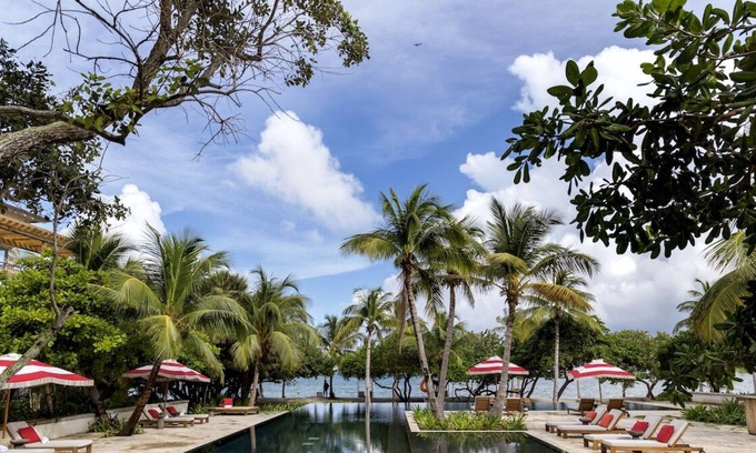 Plantation House | Best Place to Stay in Belize! Explore Monkey River, Nim Li Punit, Lubaantun