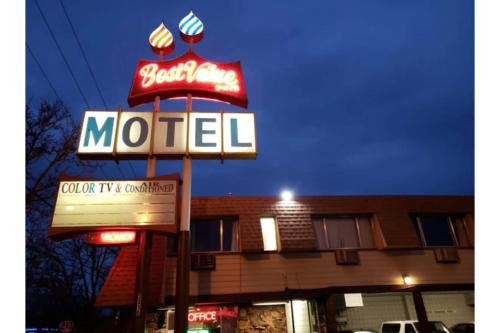 Powellhurst-Gilbert Hotel | Best Value Inn by OYO Portland OR South East