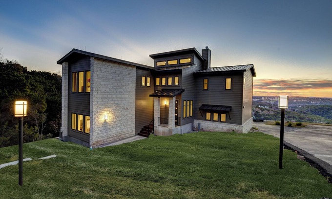Lost Creek House | Best views in town