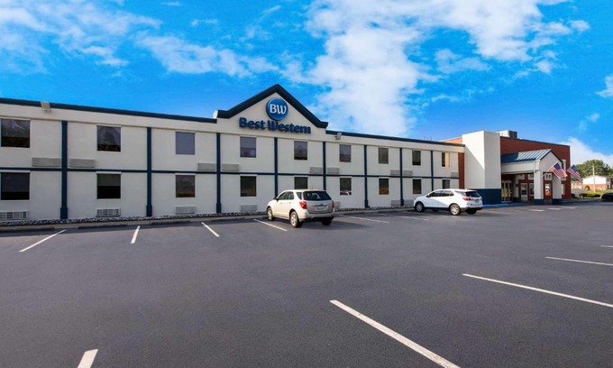 Chillicothe Hotel | Best Western Adena Inn