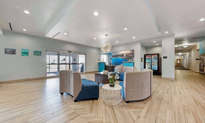 Buda Hotel | Best Western Plus Buda Austin Inn & Suites