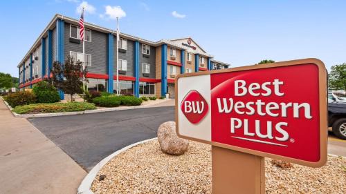 Hudson Hotel | Best Western Plus Hudson I-94