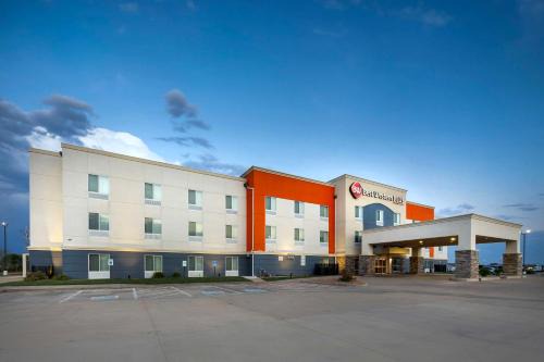 Pratt Hotel | Best Western Plus Pratt