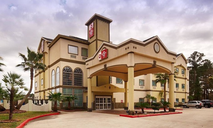 New Caney Hotel | Best Western Plus New Caney Inn & Suites