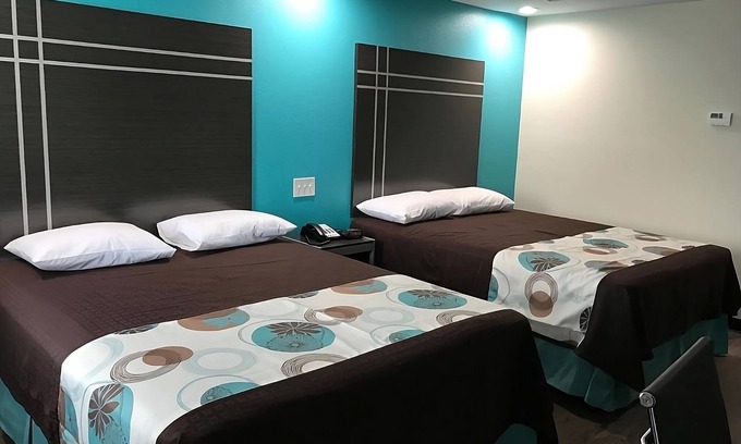 Spring Apartment | Better Choice For Your Vacation! Accessible location and Spacious unit awaits