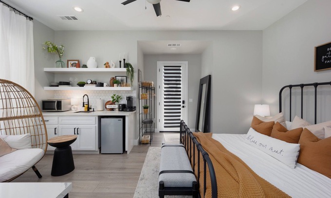 Citrus Heights House | Better than Home King bed Suite
