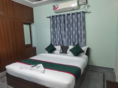 Krishnarajapura House | Bhattarahalli Guest house