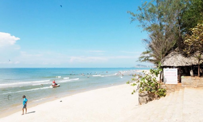 Vung Tau Villa | Biệt thự cách bãi tắm có 2 phút đi bộ.
