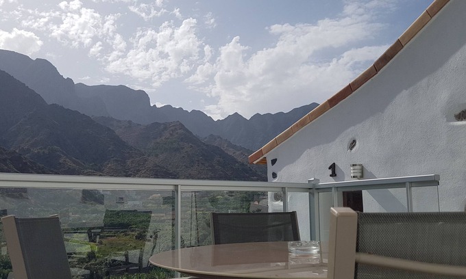 Hermigua House | BIBIAN HOUSE WITH SPECTACULAR VIEWS