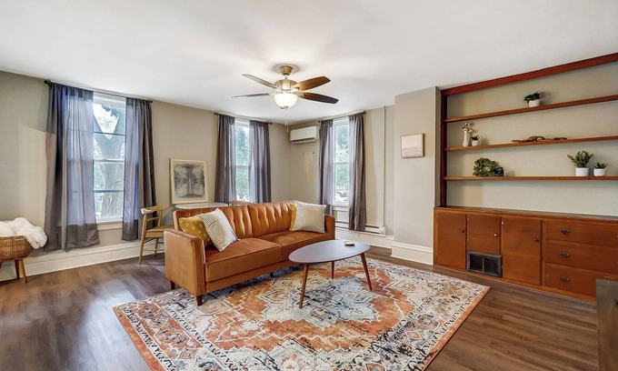 Fort Wayne Bed & Breakfast | Big 1 Bed near Downtown! W/D, Remote Work Retreat!