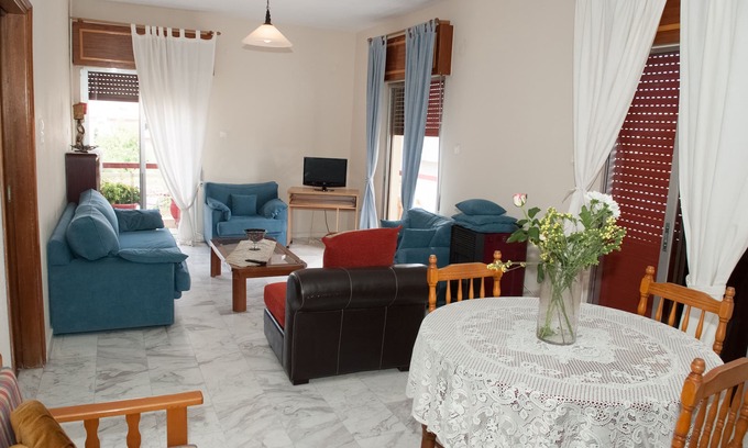 Trikala Apartment | Big house 95(sq ,m) 17,7min distance from Meteora Μonasteries Greece