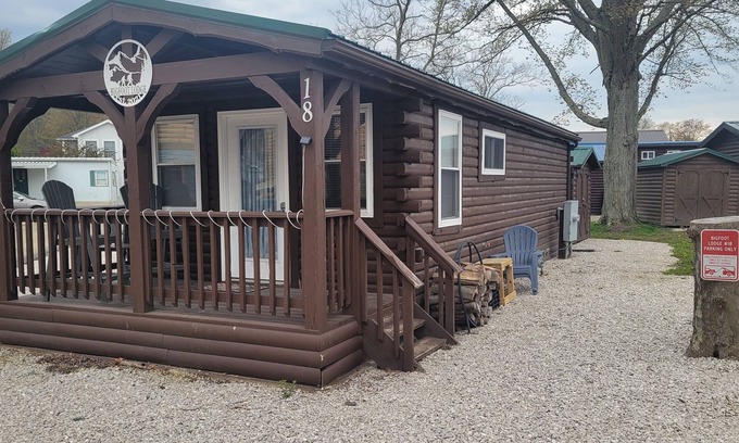 Ashtabula Cabin | Bigfoot Lodge #18