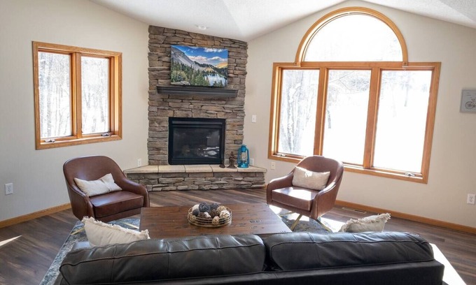 Crosby House | Biker's Paradise at Trailhead Lodge