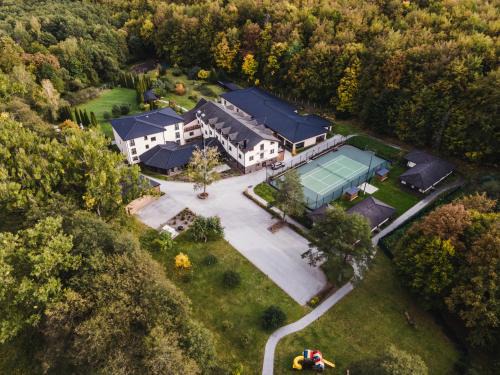 Hylov Hotel | BIO HOTEL & WELLNESS Zlatý Hýľ
