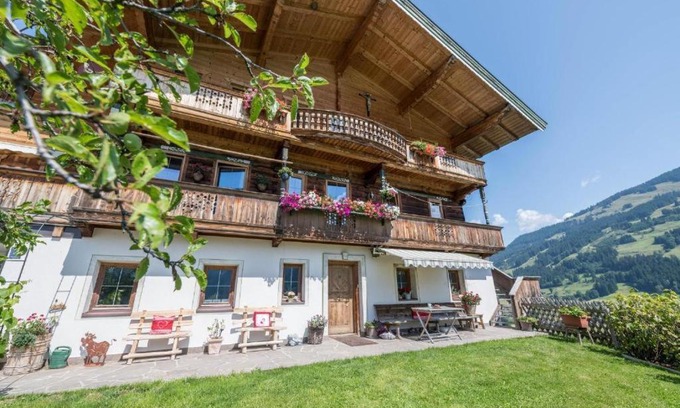 Jochberg House | Biohof Vorderreith
