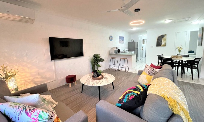 Arcadia Apartment | Birdsong @ Beachcomber - 3 bedroom apartment in beachfront complex